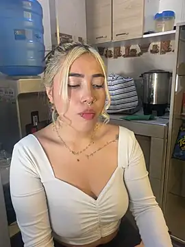 ManuelaVeeleez webcam