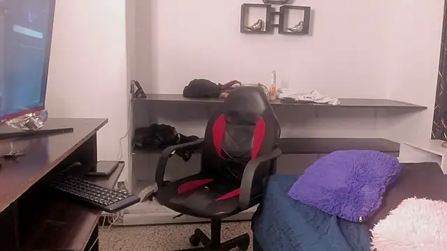 Mia_and_Erick webcam