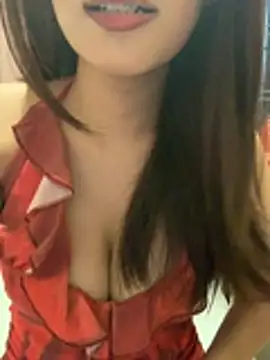 Sweetfreya_69 webcam