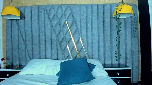 MilanMercier live sex cam