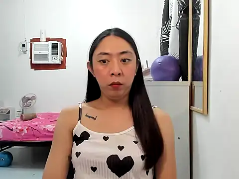 ErikaJayne4u webcam