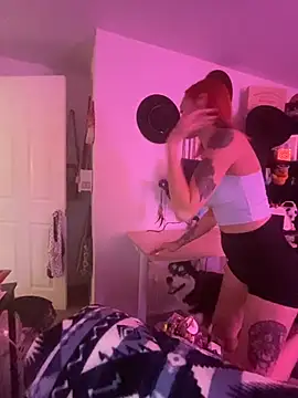 ThornsandHoney webcam