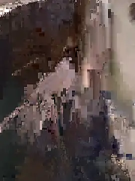 Queenemerald webcam