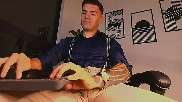 ALPHA_DOMINUS_ webcam