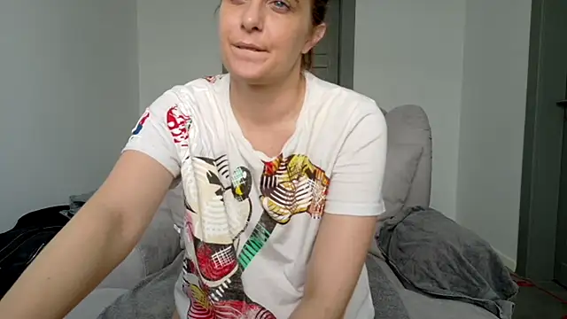 Chantalee webcam