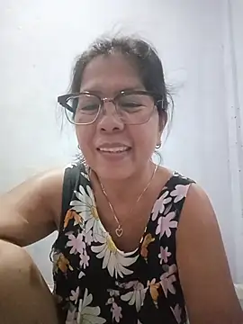 TropicalFlower live cam on StripChat