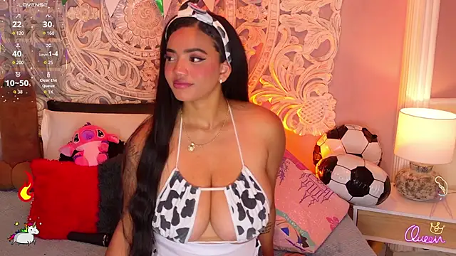 MalaikaBrown live cam on StripChat