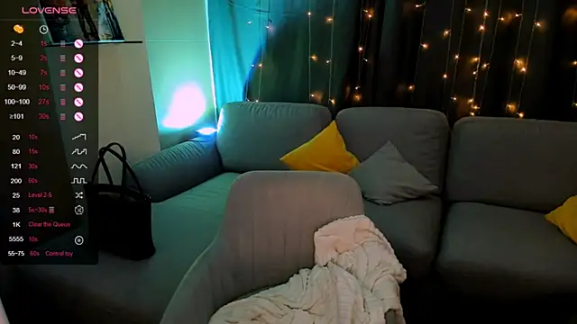 AnyaTaylor_ webcam