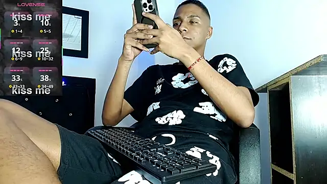 hotboyluxe webcam
