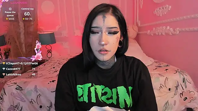 Kat_VonDe webcam