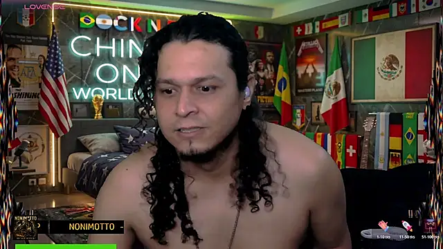 chino_roz webcam