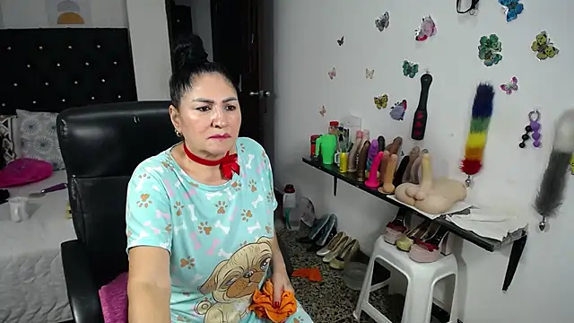mature_bigboobs10 webcam