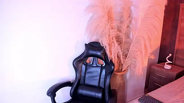 CristineRainn_ webcam
