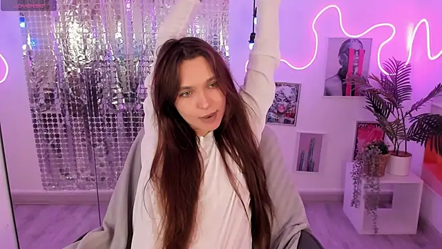 ChloeSunny live cam on StripChat