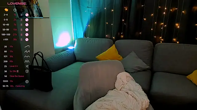 AnyaTaylor_ webcam