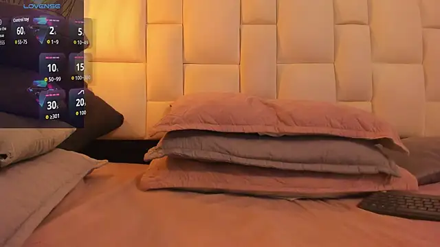 camila__herrera webcam