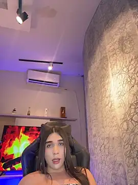 saracaball_ webcam