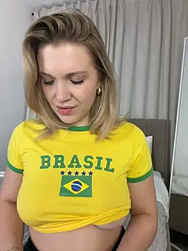 AlisaMyers webcam