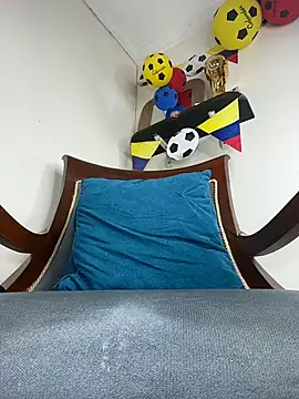 LilaRvsh webcam