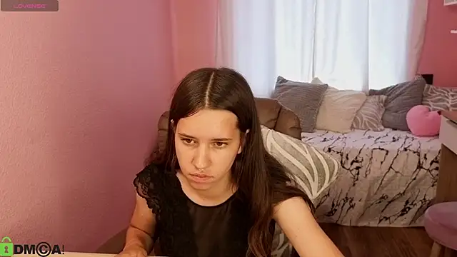 Molly_Miavka webcam