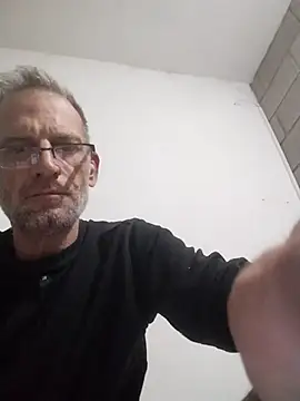 CulturedBus909 webcam