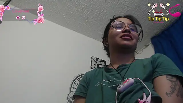 Ximena_29 webcam