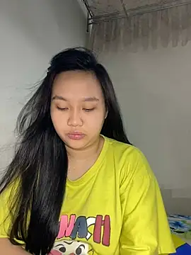 Almira6868 webcam