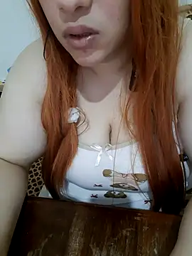 Madam_bezzzoul webcam