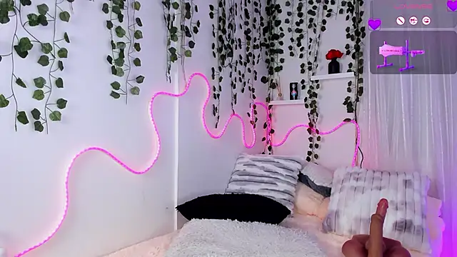Samii_Evans webcam