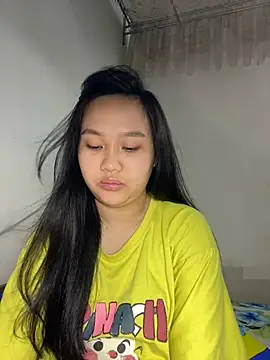 Almira6868 webcam