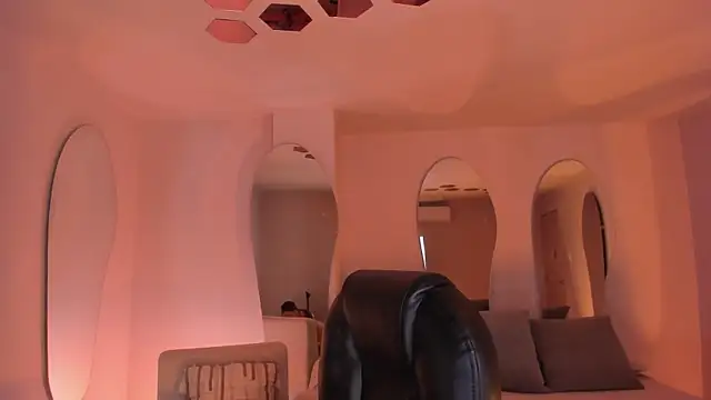 SophieHouston_ webcam