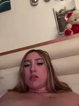 morainfire - MoraInFire's free webcam - UK Sex Cams