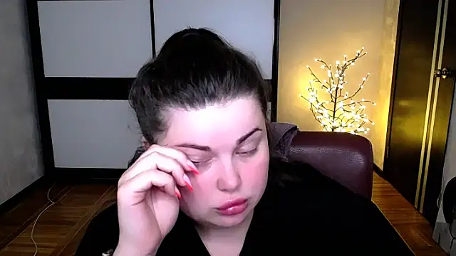 Emily_Mo webcam