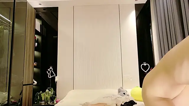 nyxxfire webcam