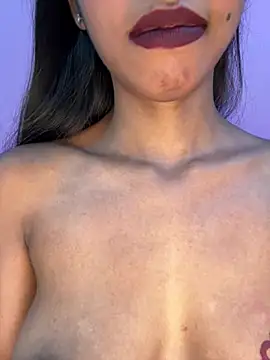 Small_Titss webcam