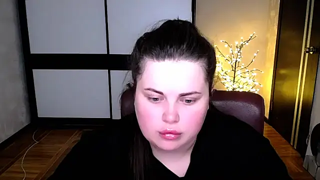 Emily_Mo webcam