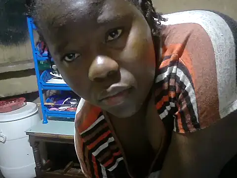 sexykendy03 webcam