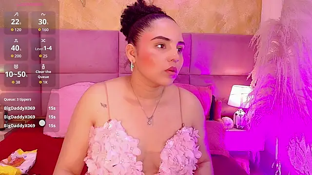 Sol__Latina live cam on StripChat