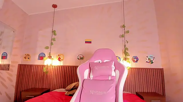 daphne_courtis webcam