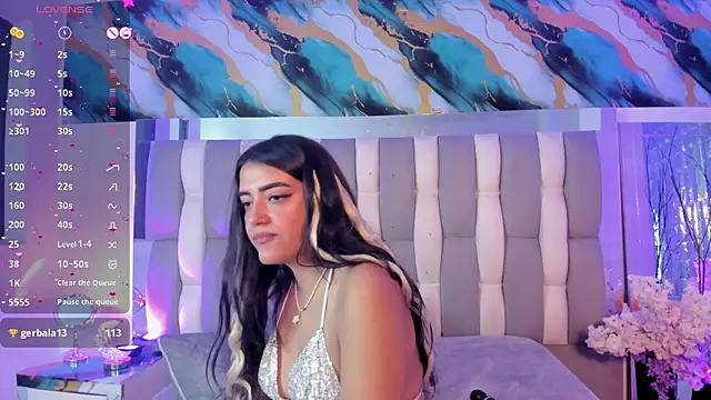 IsaDiiaz live cam on StripChat