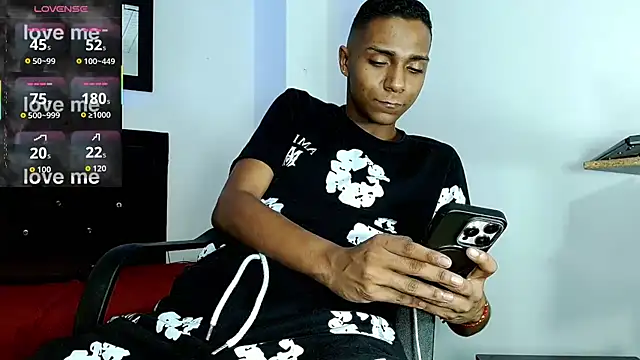 hotboyluxe webcam