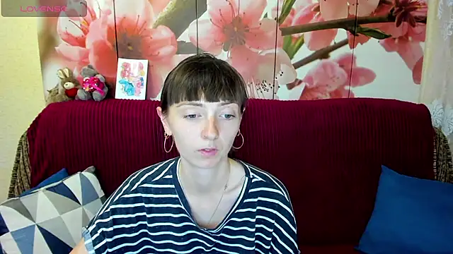 TayanaJons webcam