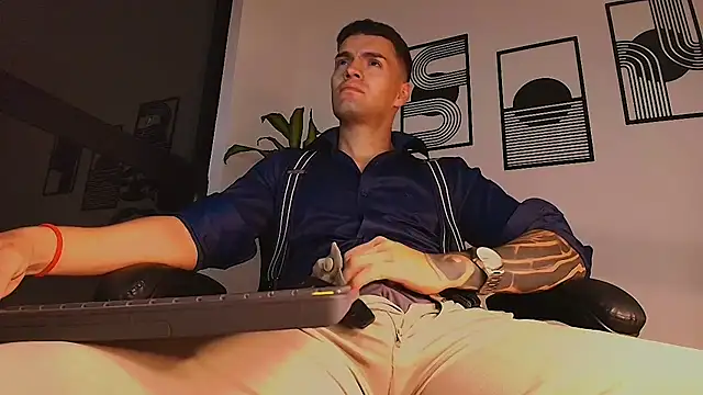 ALPHA_DOMINUS_ webcam