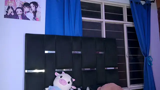 AliiceBrown_ webcam