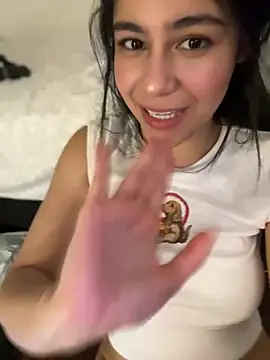CuteKira7 webcam