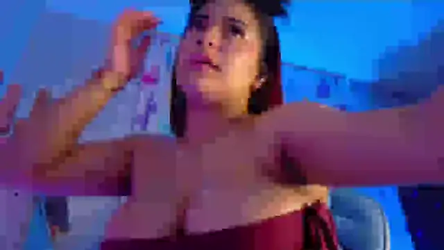 NicolleTaylor webcam