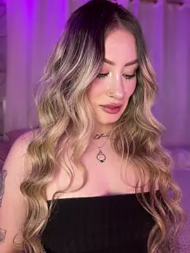 Lally_Valencia__ webcam