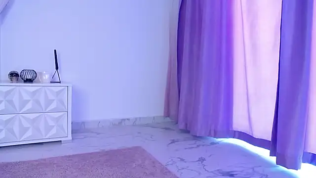 RavenFoxxy webcam