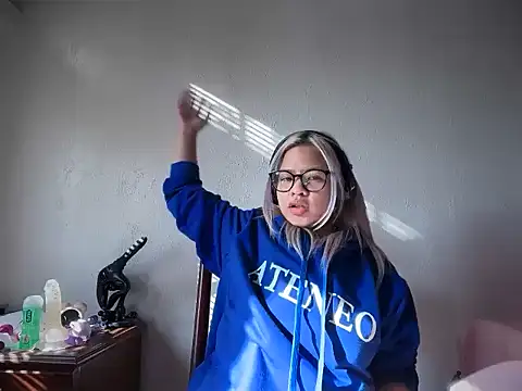 Tina_Slick