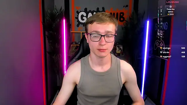 Emmit_Barker webcam
